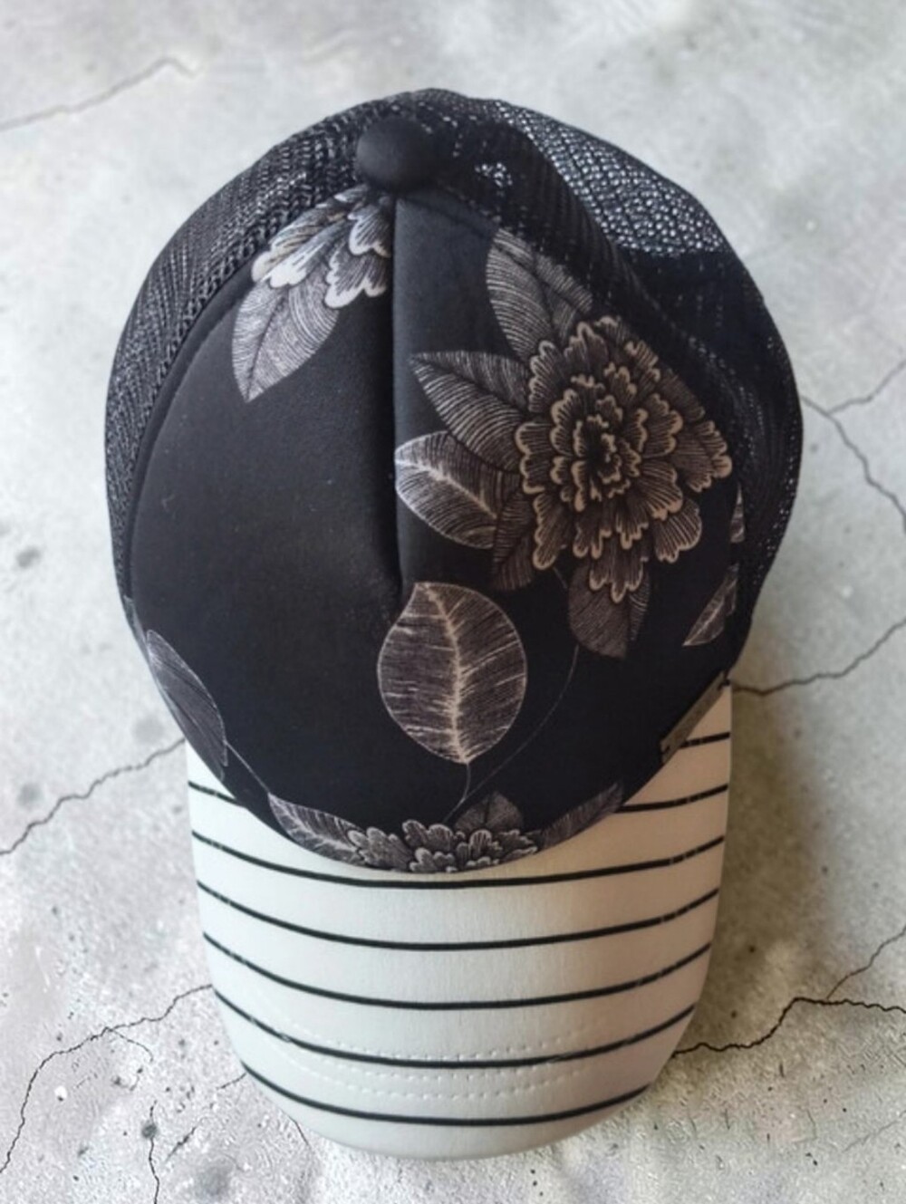 Roxy Water Come Down Floral Trucker Hat | Womens Mesh Snapback Cap | Surf Skater